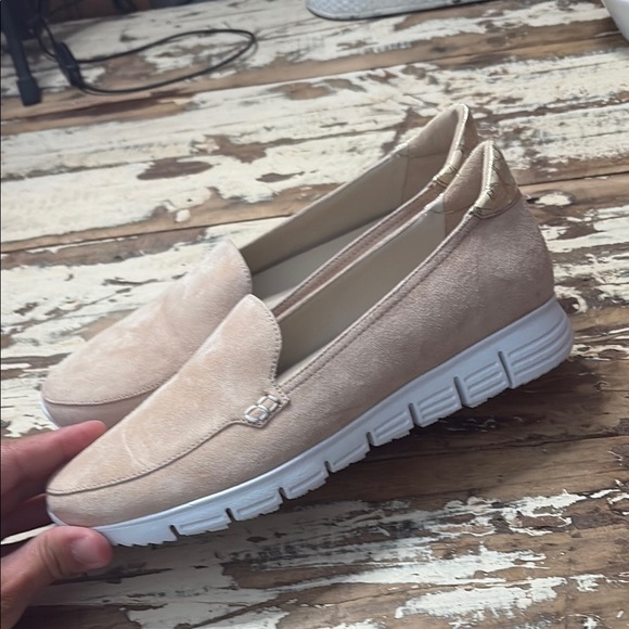 Alfani White and Blush Pink Slip-On Flats with Moccasin Stitching - Picture 9 of 10